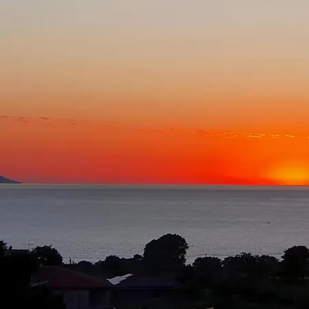 Stunning In With House Sea View Ricadi